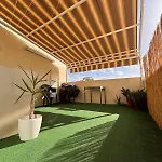 منزل للإقامة Bedroom With Ensuite Bathroom, Air-conditioned And Spacious Rated