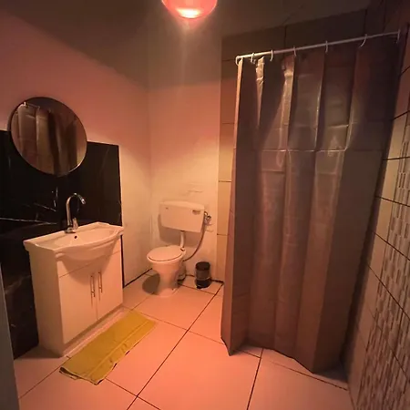 Sliema Bedroom With Ensuite Bathroom, Air-Conditioned And Spacious Top Rated סליאמה