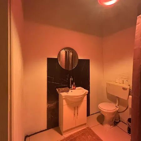 Sliema Bedroom With Ensuite Bathroom, Air-Conditioned And Spacious Top Rated Sliema