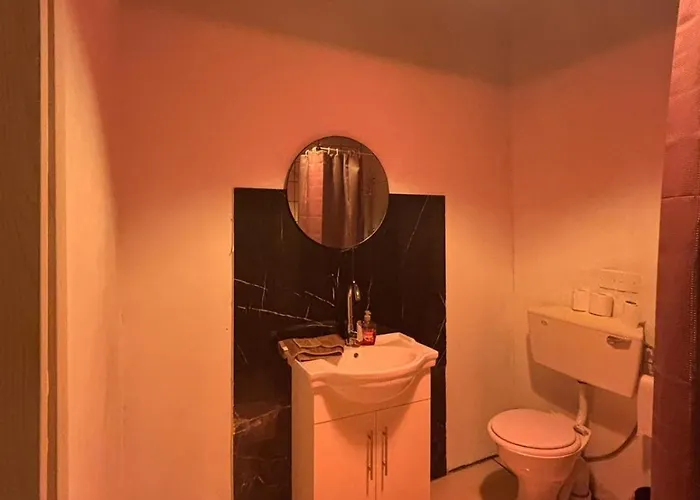 Sliema Bedroom With Ensuite Bathroom, Air-Conditioned And Spacious Top Rated Sliema